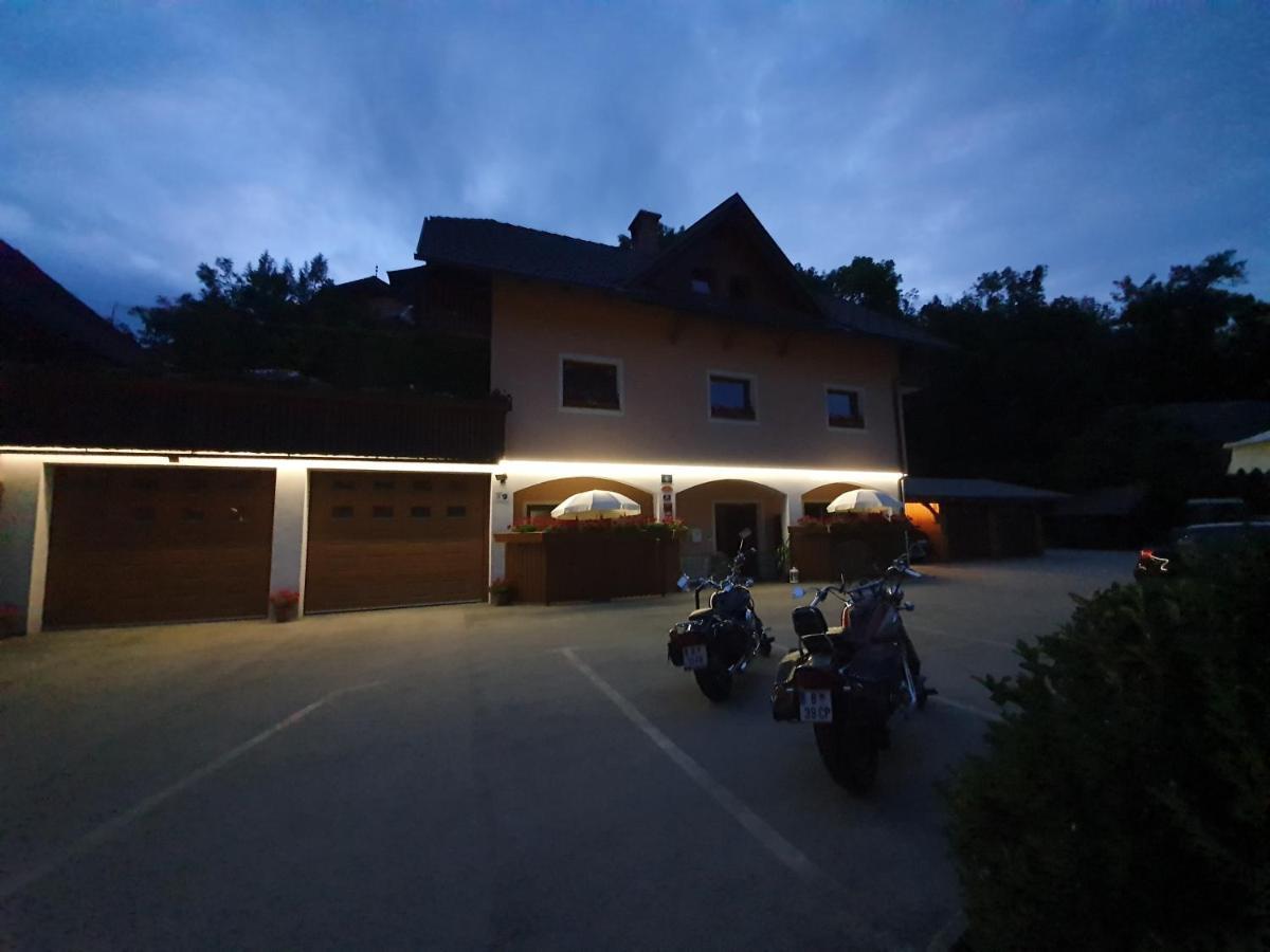 Apartmaji Mezan Bled