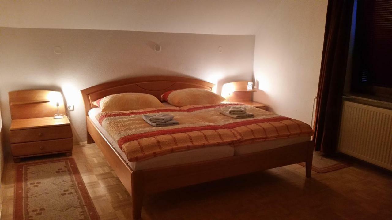 Apartment Apartmaji Mezan *