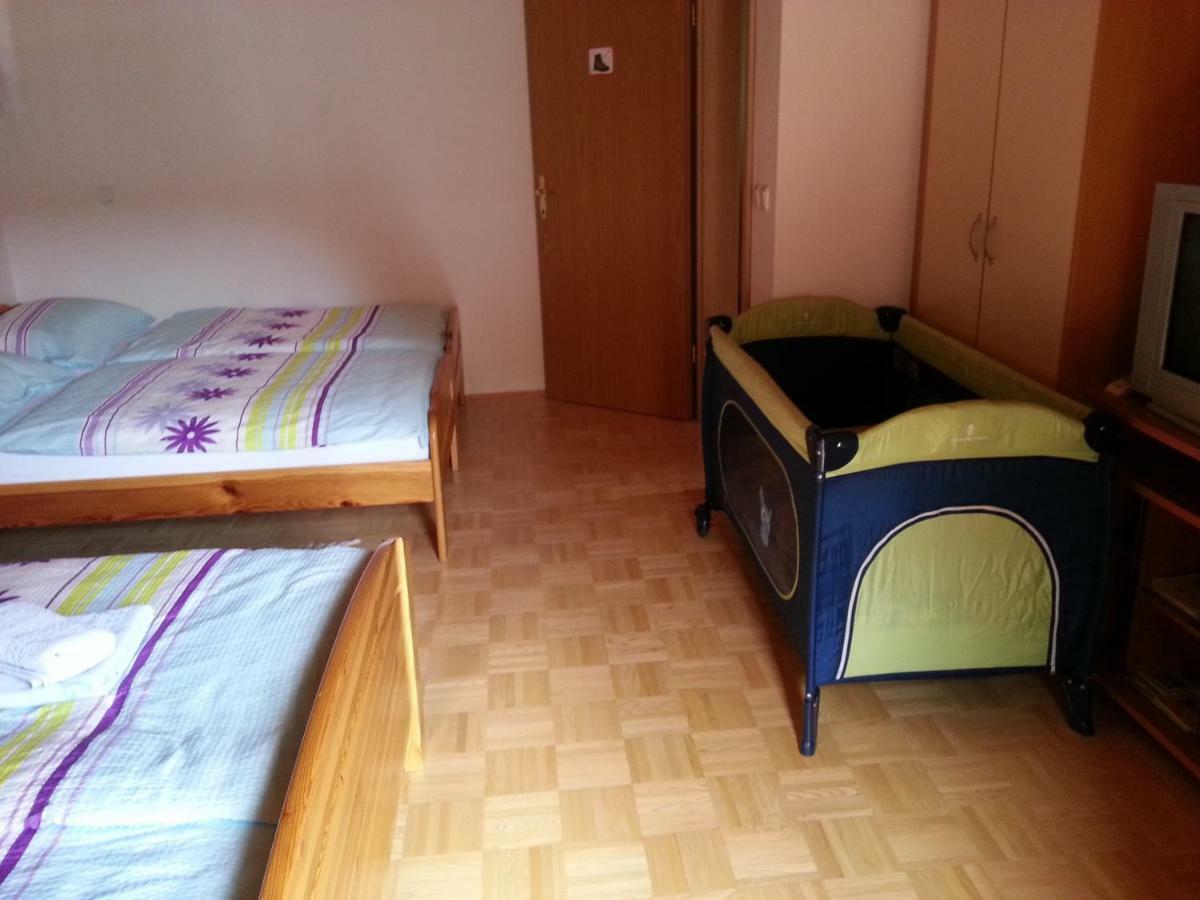 Apartmaji Mezan *