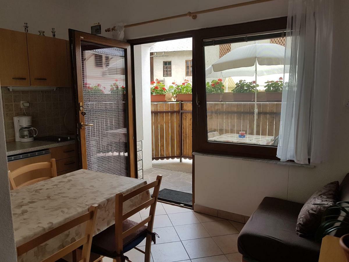 Apartment Apartmaji Mezan *